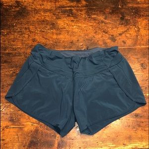 Lululemon run times short size 6!!!!